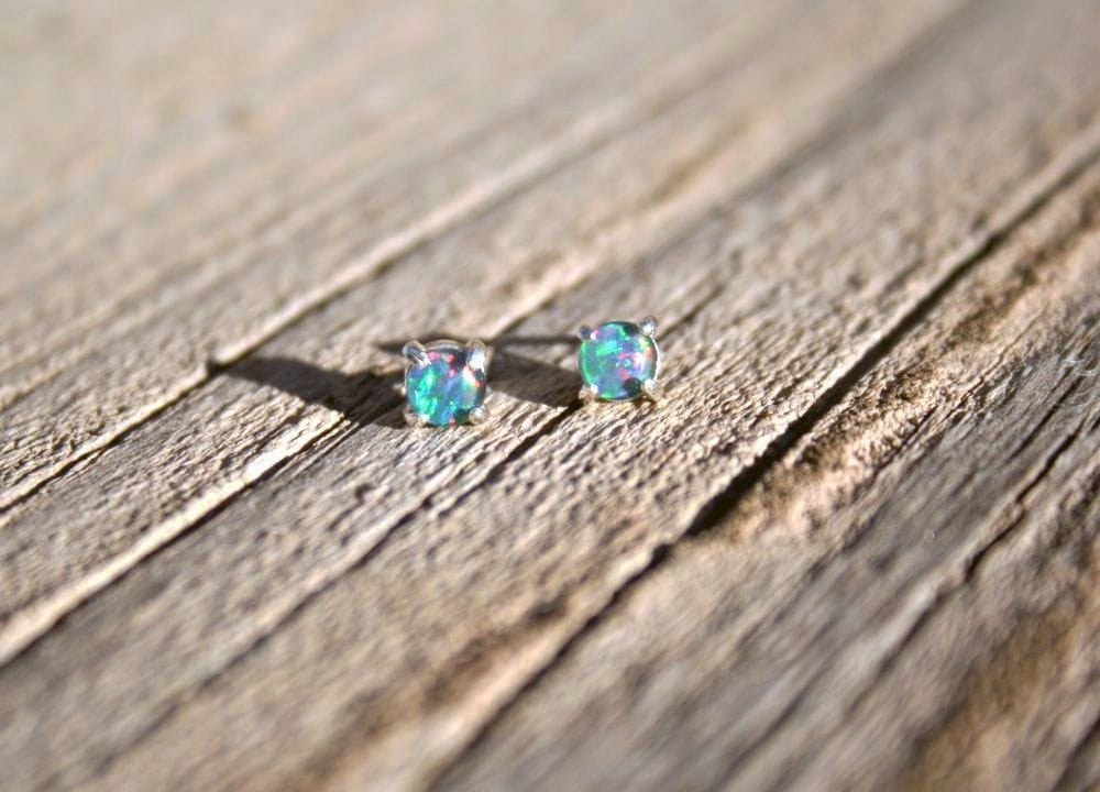 Idaho Opal Stud Earrings - 5mm