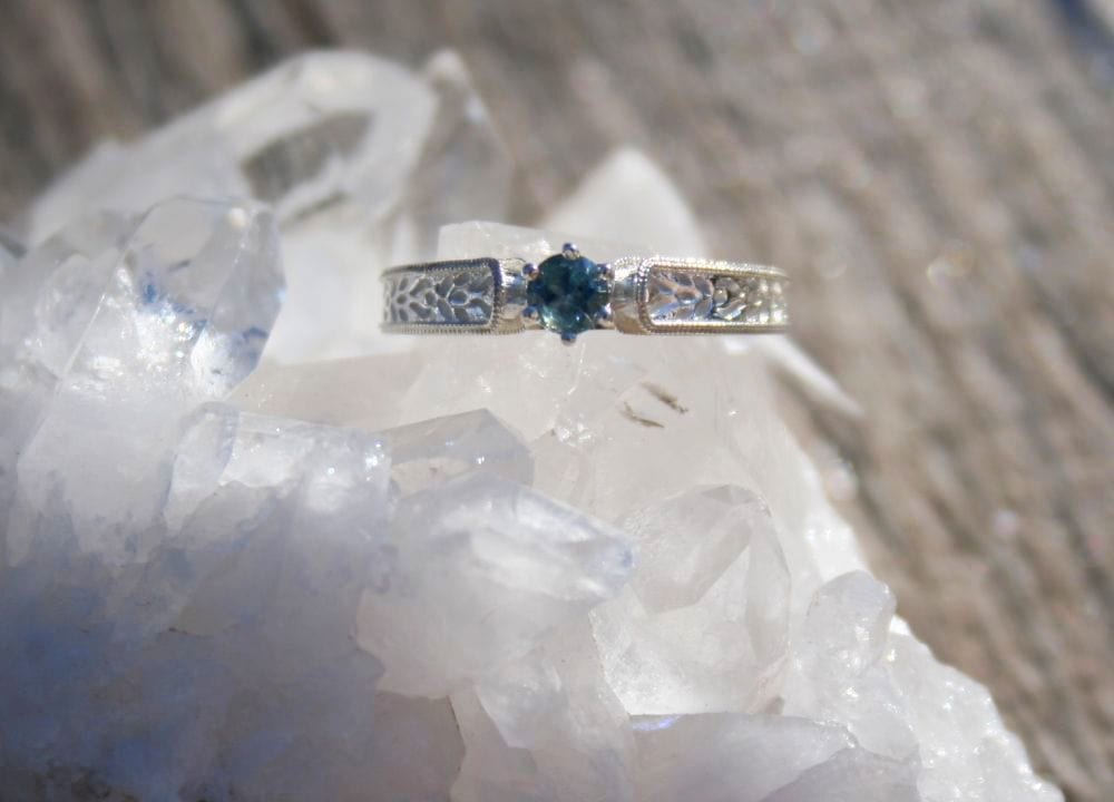 Montana Sapphire Herringbone Band