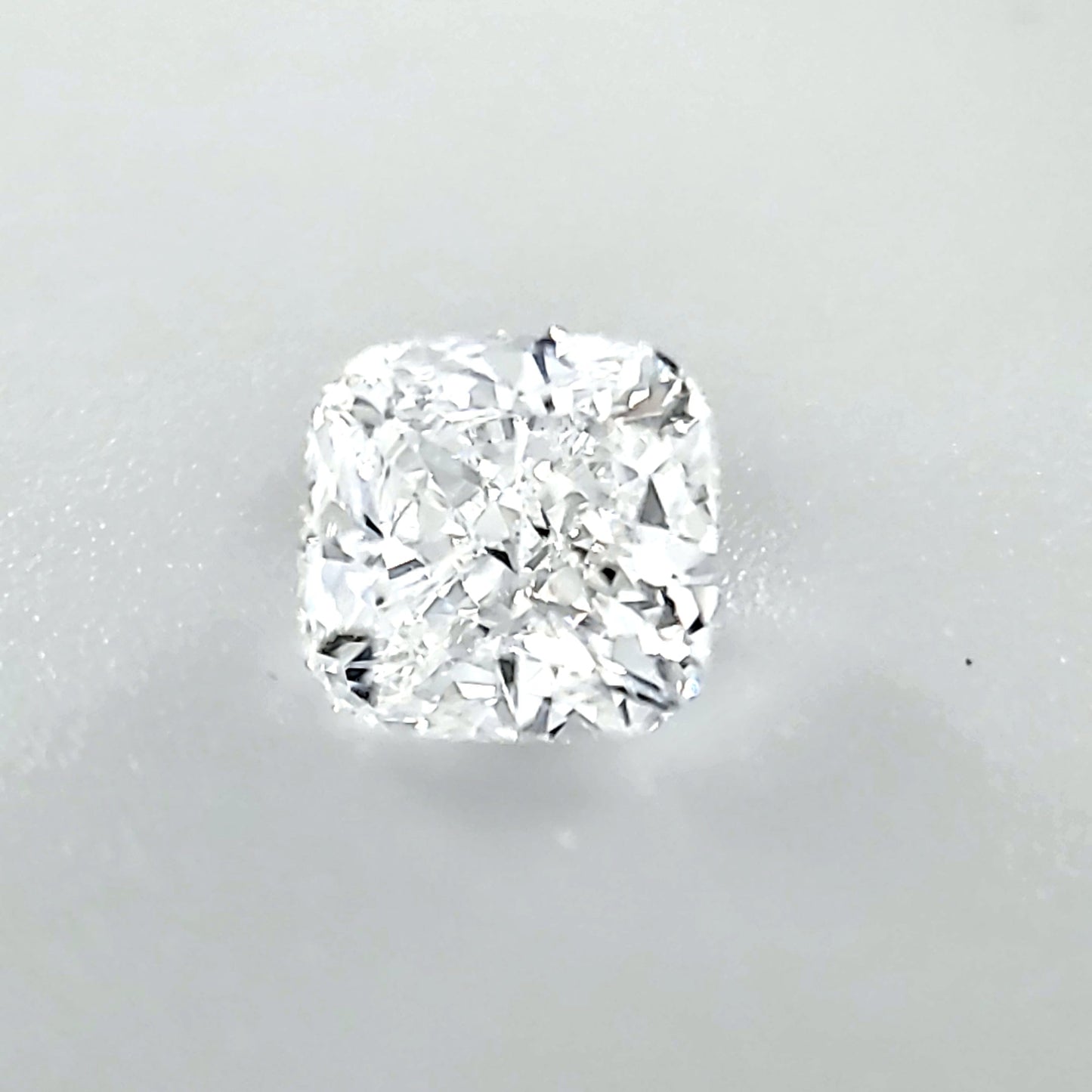 0.50 CMB E SI1 EX VG GIA 1208998440