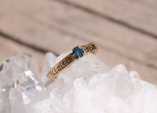 Herringbone Gold Sapphire Ring