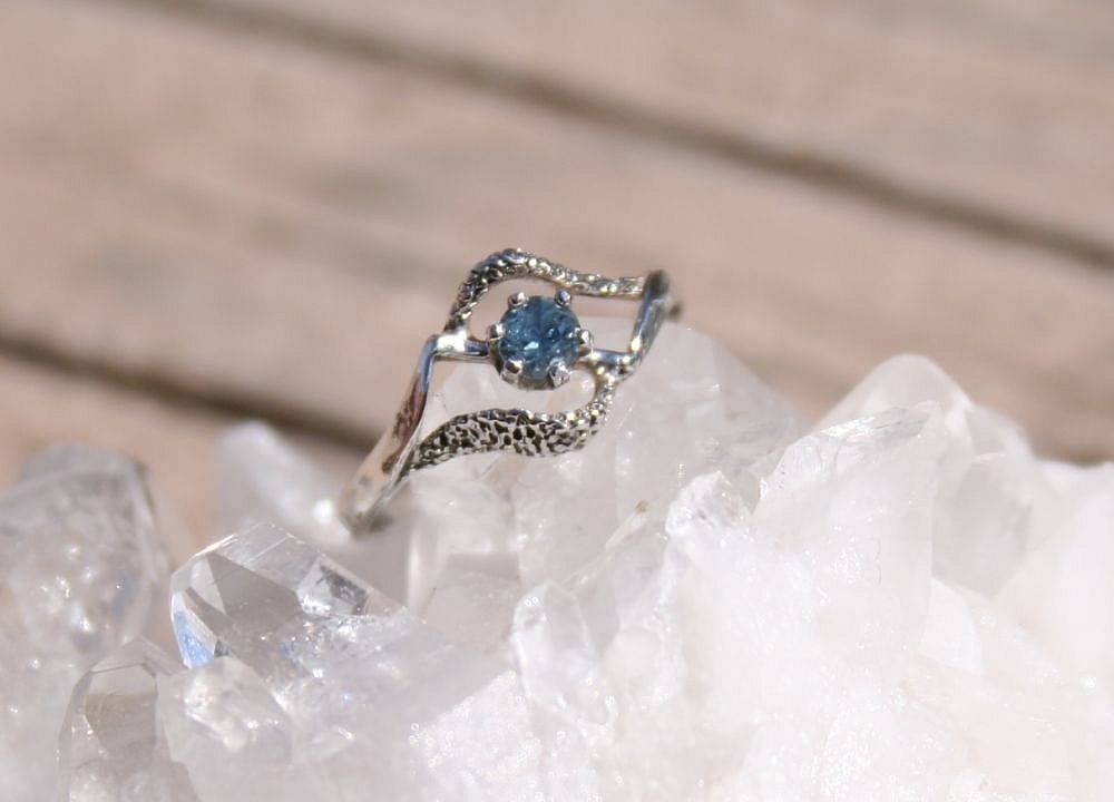 Negative Space Montana Sapphire Ring