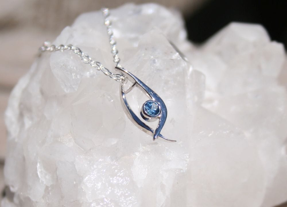 Modern Criss-Cross 3mm Pendant