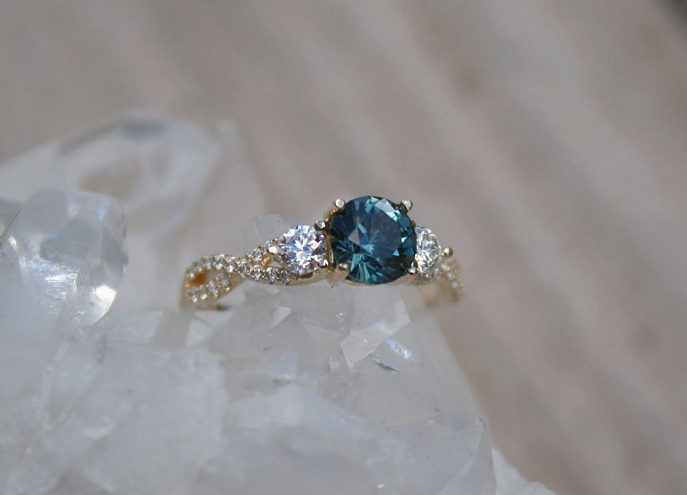 Montana Sapphire Infinity Ring