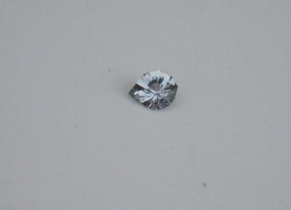S106 Pear-cut gemstone