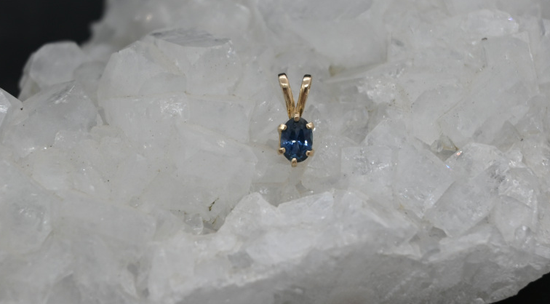 Brilliant Blue Montana Sapphire in 14K Gold Pendant