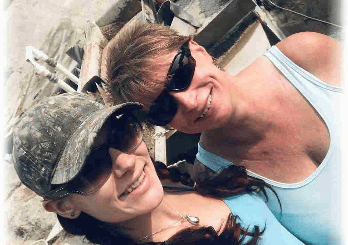 Mother daughter design team for Montana sapphire jewelry at the sapphire mine. 