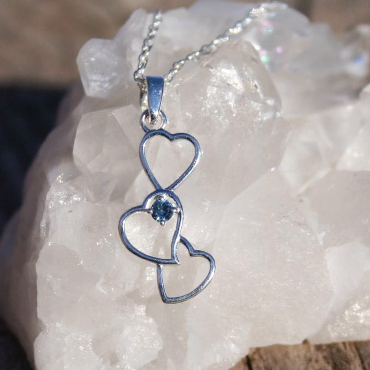 Silver heart pendant necklace with blue gemstone, IMG_2538_1