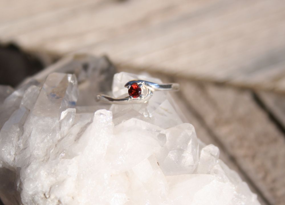 Simple Idaho Garnet Ring