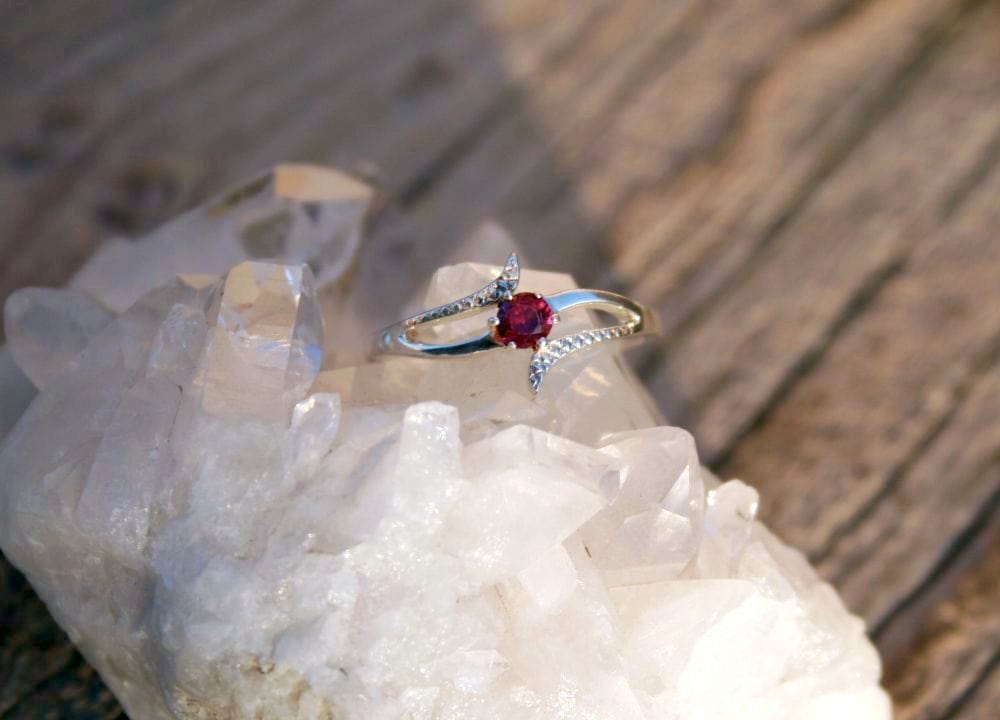 Beaded Double Band Garnet Ring